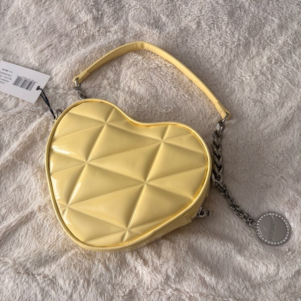 Steve Madden Heart Crossbody Bag Bundle | Pastel Yellow | Includes Free Gift - Picture 5 of 9